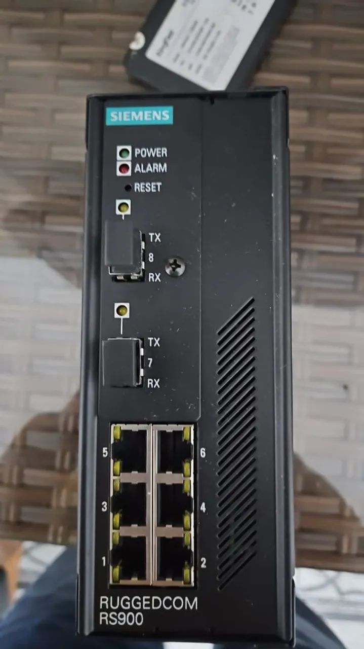Siemens Ruggedcom Rs900