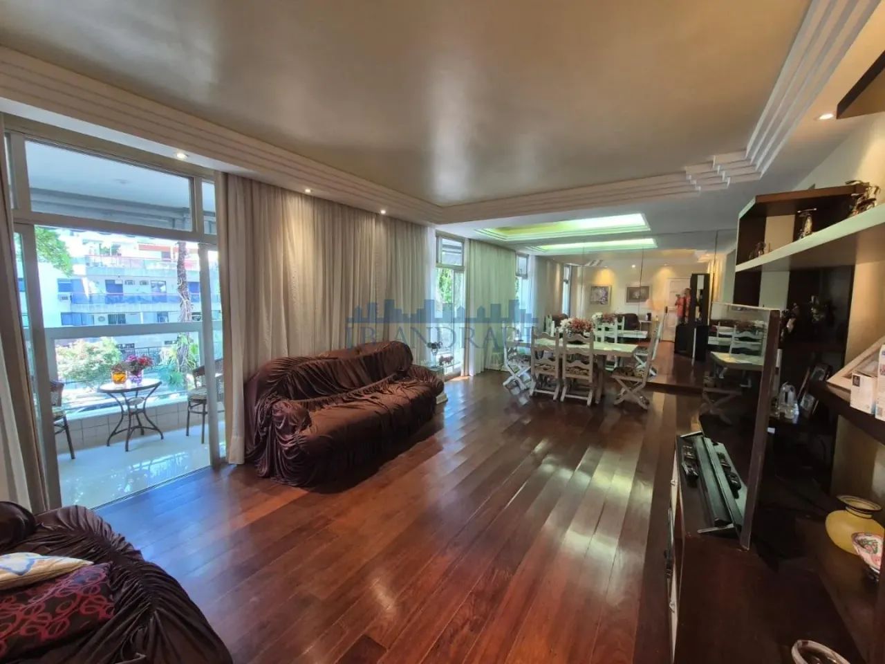 Excelente apartamento em localização privilegiada com 130m, 2º andar, 3 quartos - Foto 4