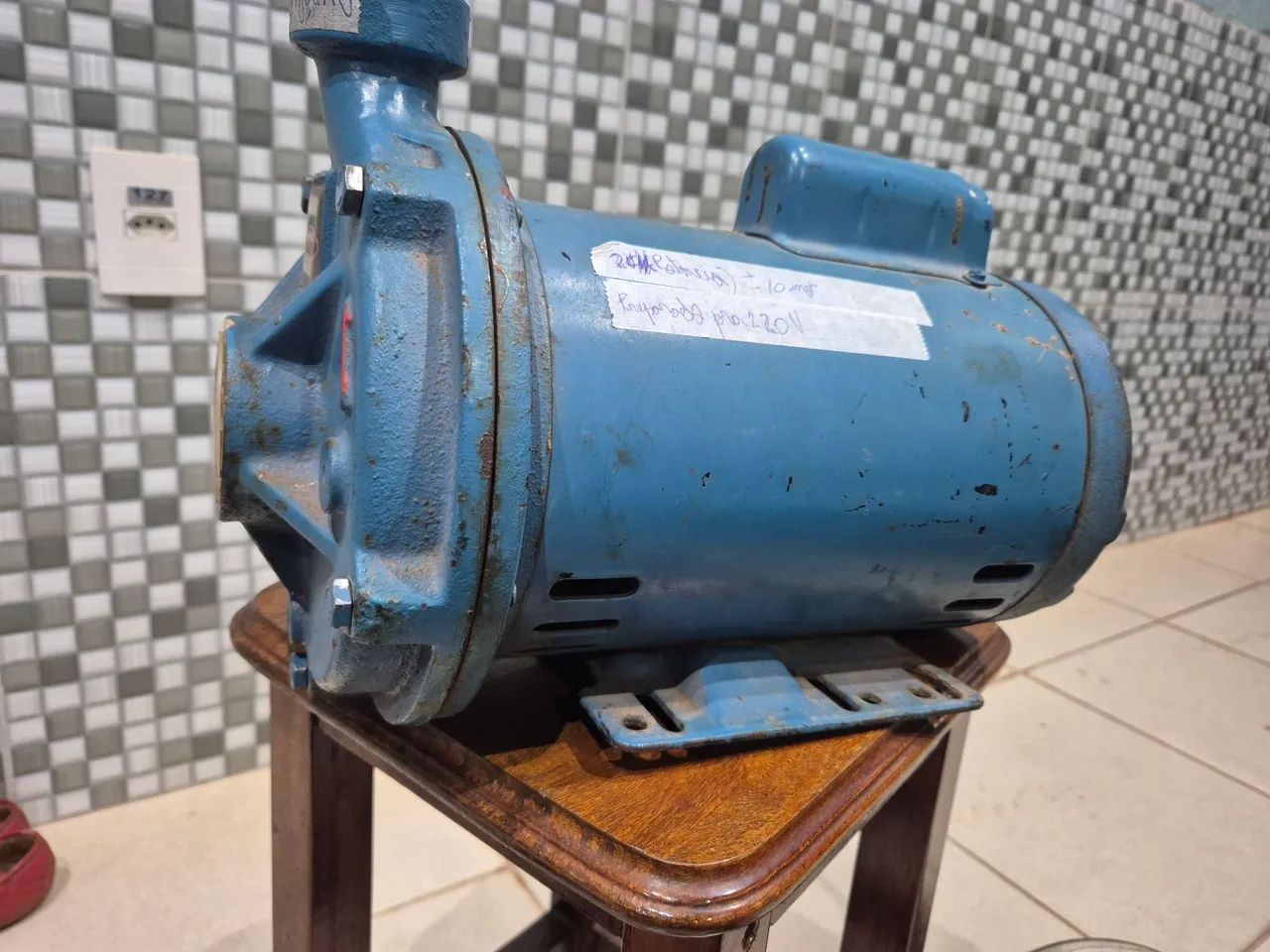 Bomba d'água 2cv centrífuga monofasica mark 127V/220v