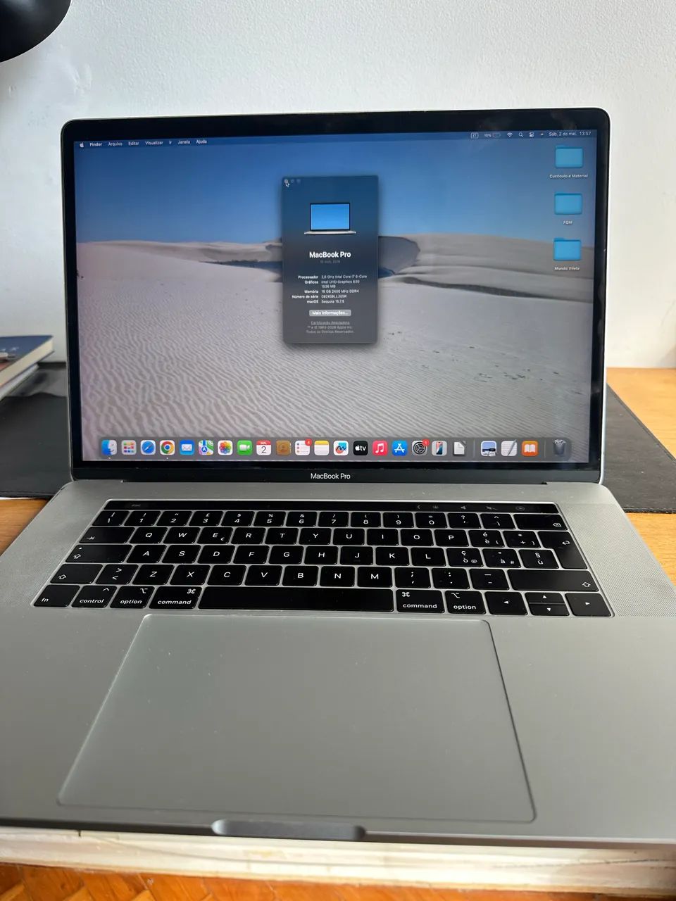 MacBook Pro 15 2018 i7 6-Core 16GB RAM 256GB SSD Retina