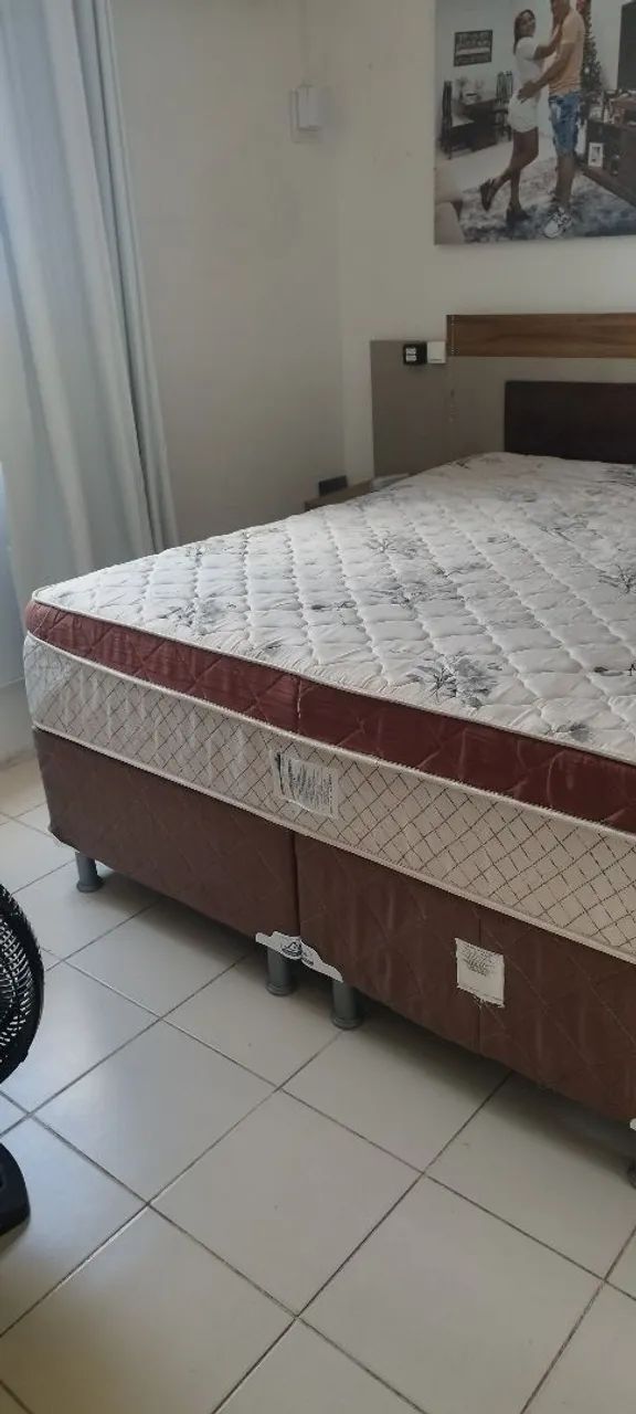 Vendo cama Queen com a cabeceira  - Foto 4