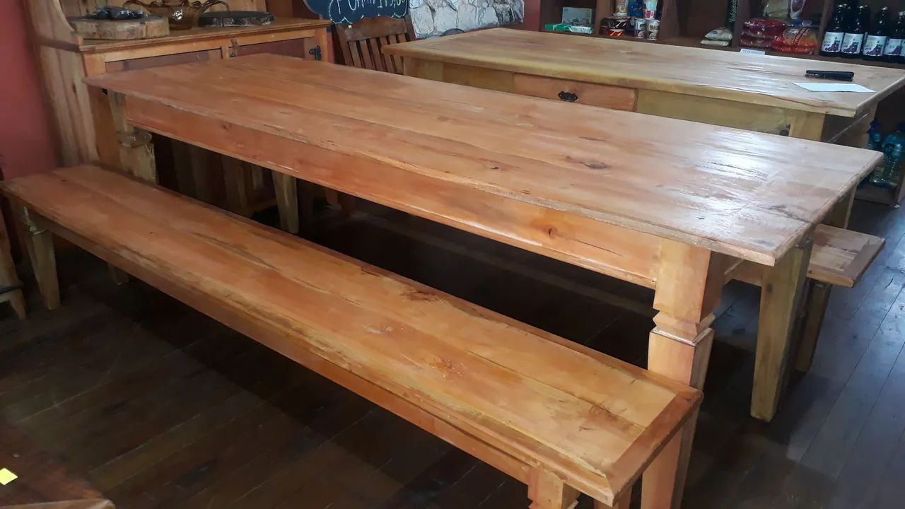 Mesa em madeira maciça  - Foto 4