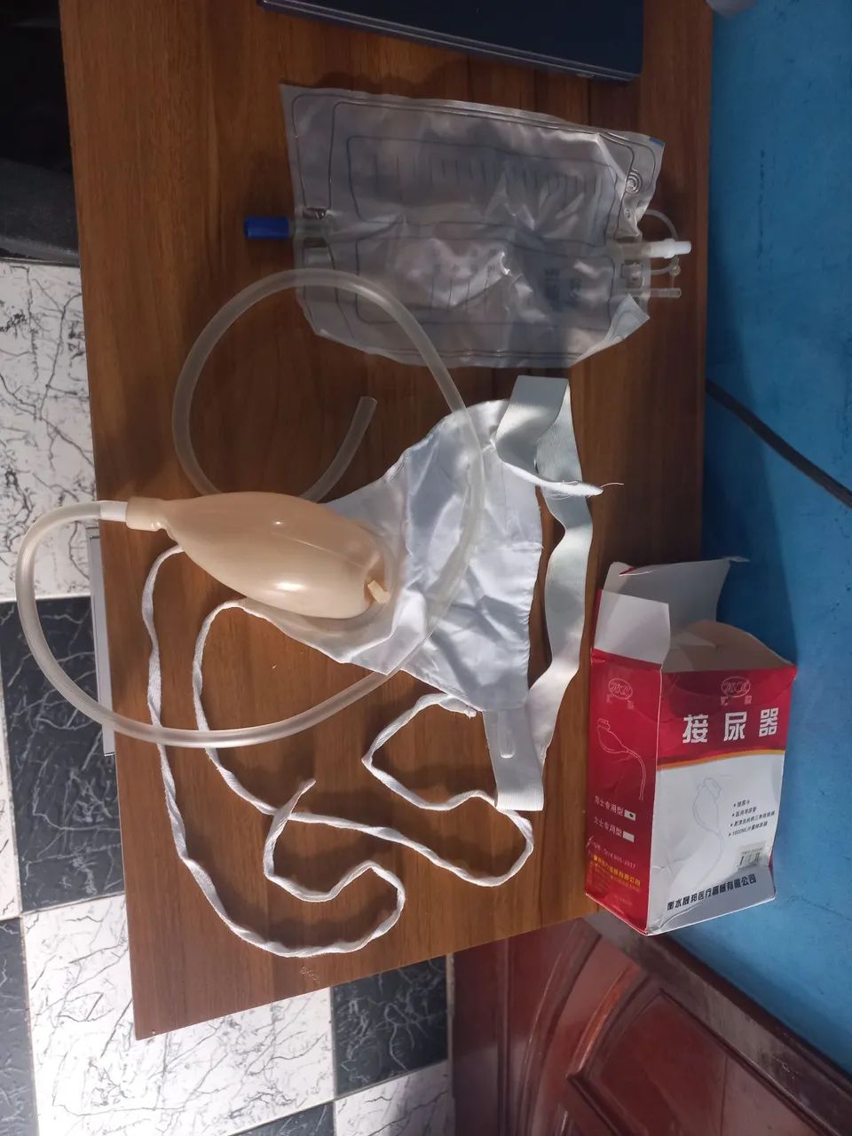 3 unidades/Cueca de urina com bolsa coletora para  PCD - Foto 4