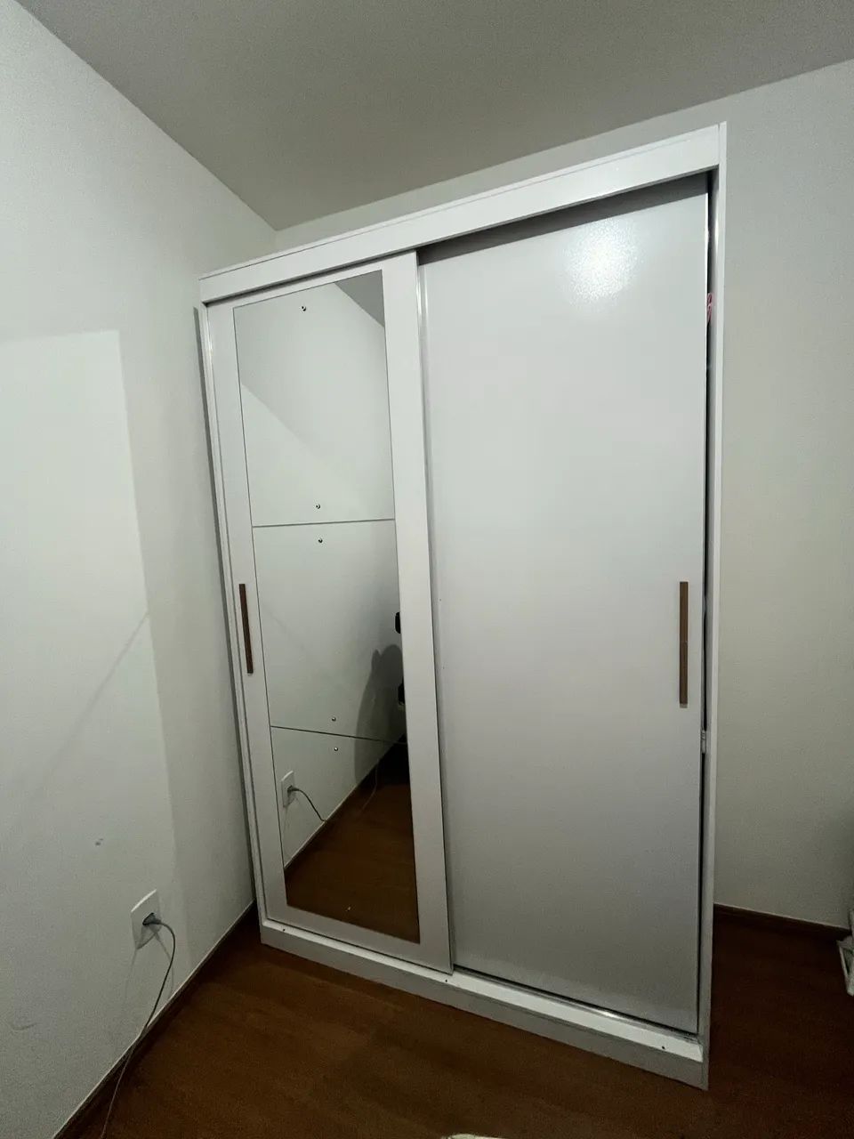 Vendo Guarda-Roupa Solteiro Bartira  - Foto 2