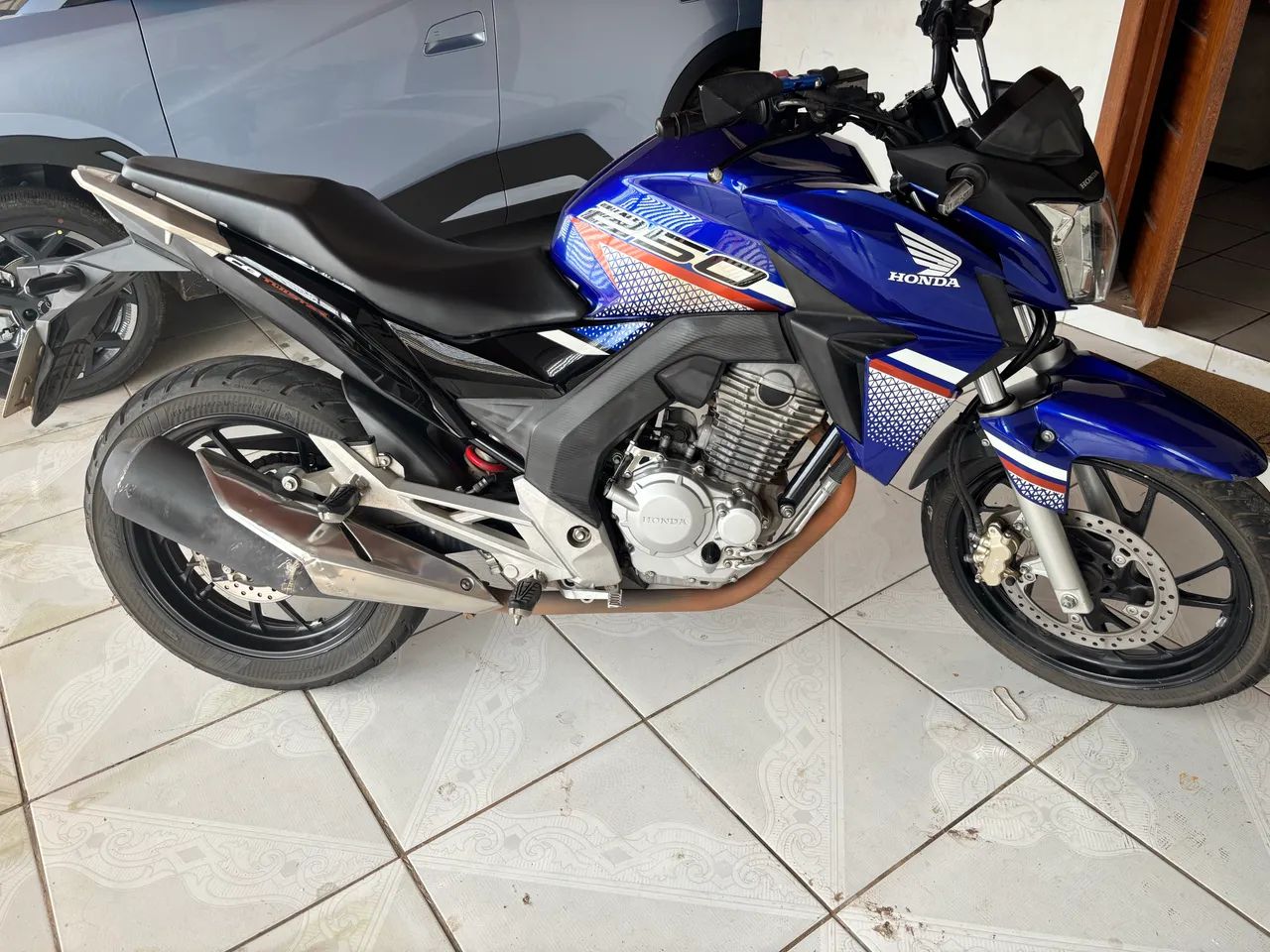 Honda CB TWISTER 250 2022  - Foto 3