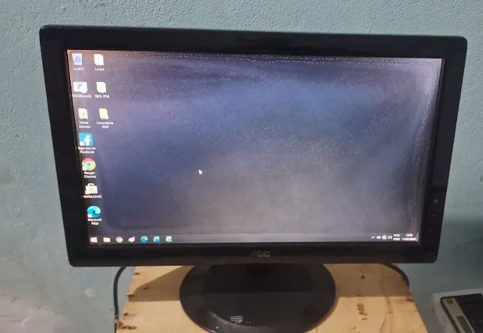 Monitor 15"