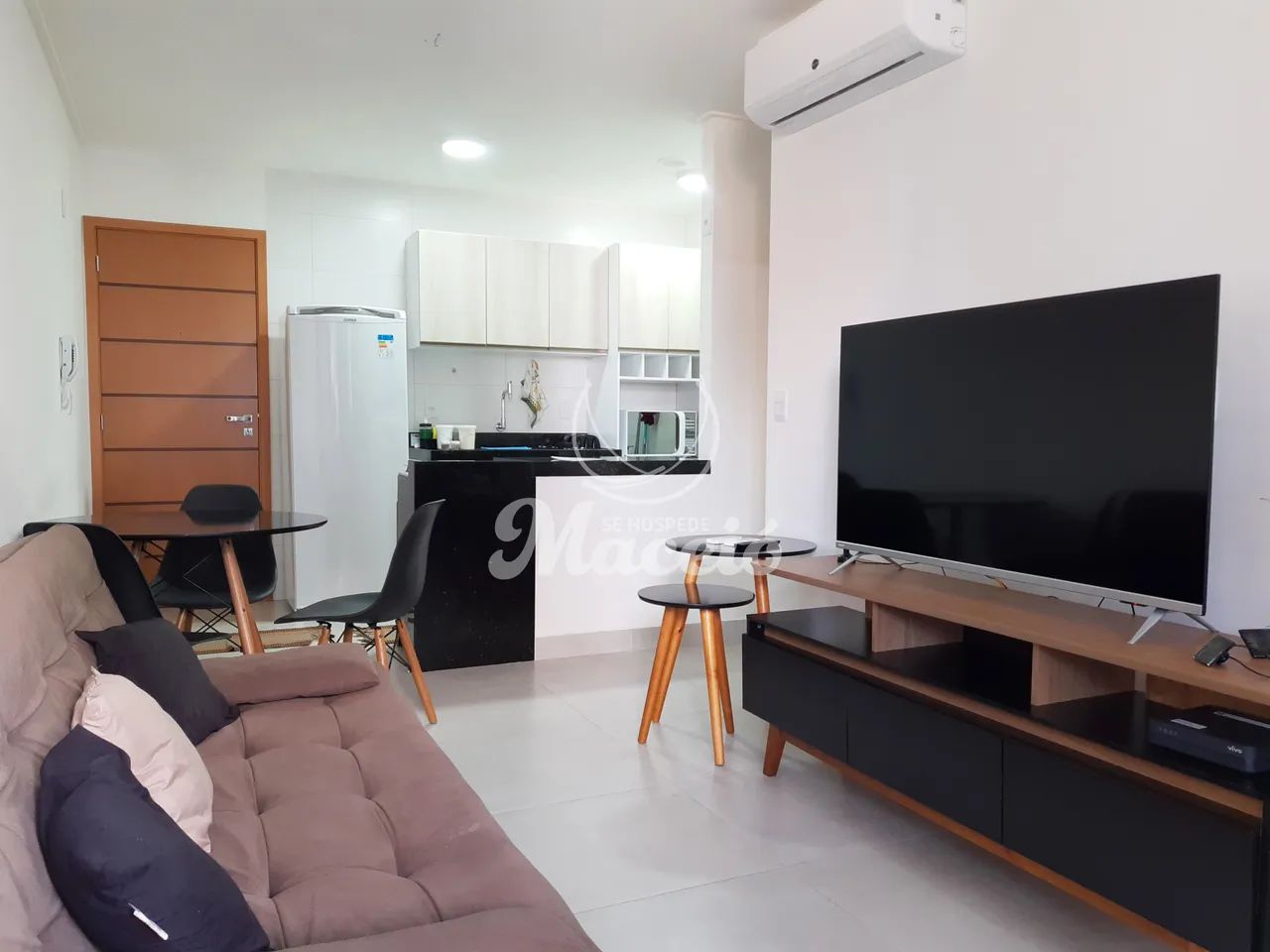 Na Ponta Verde, um quarto e sala charmoso e recheado de facilidades - Foto 3
