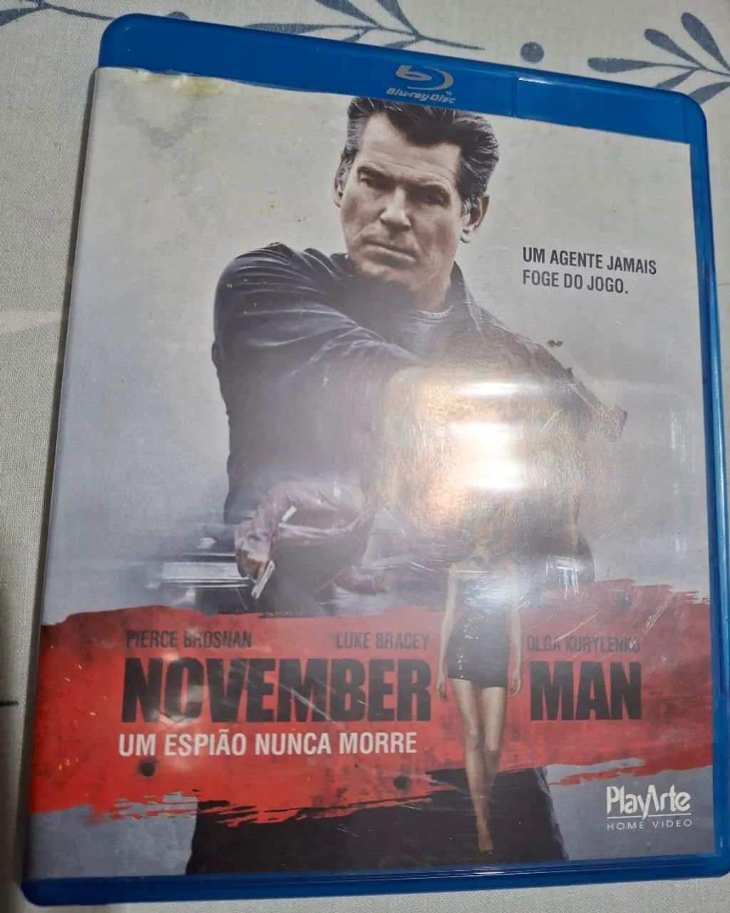 November Man Um Espião Nunca Morre Blue-Ray Lacrado - CDs, DVDs