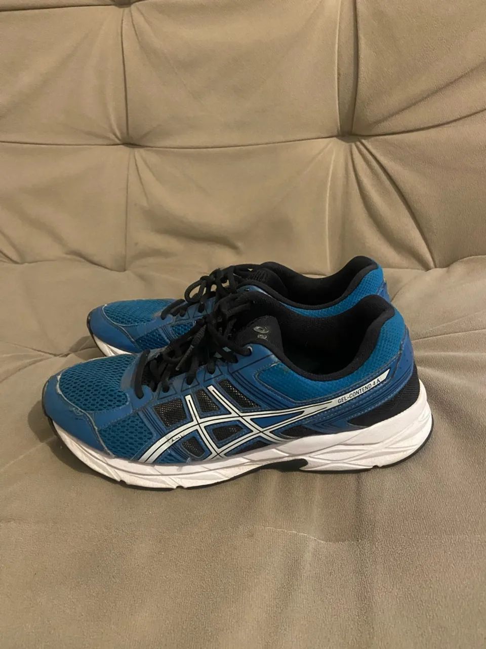 Tênis asics azul