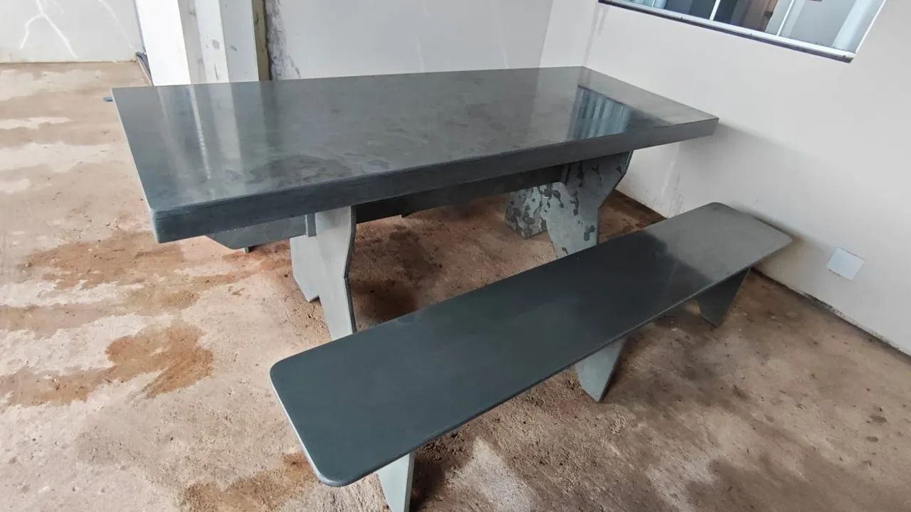 Mesa de ardósia com 2 bancos - Foto 2