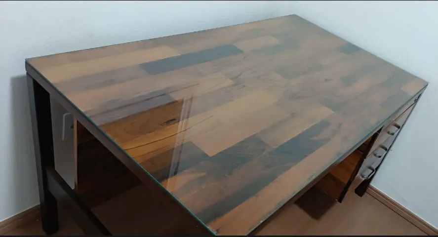 Escrivaninha Design Diplomata Anos 70 - Relíquia em Jacarandá (item de colecionador)