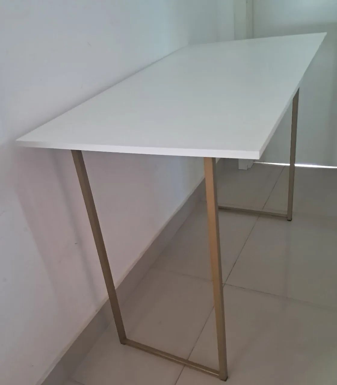 Vendo mesas em metalon e mdf  - Foto 2