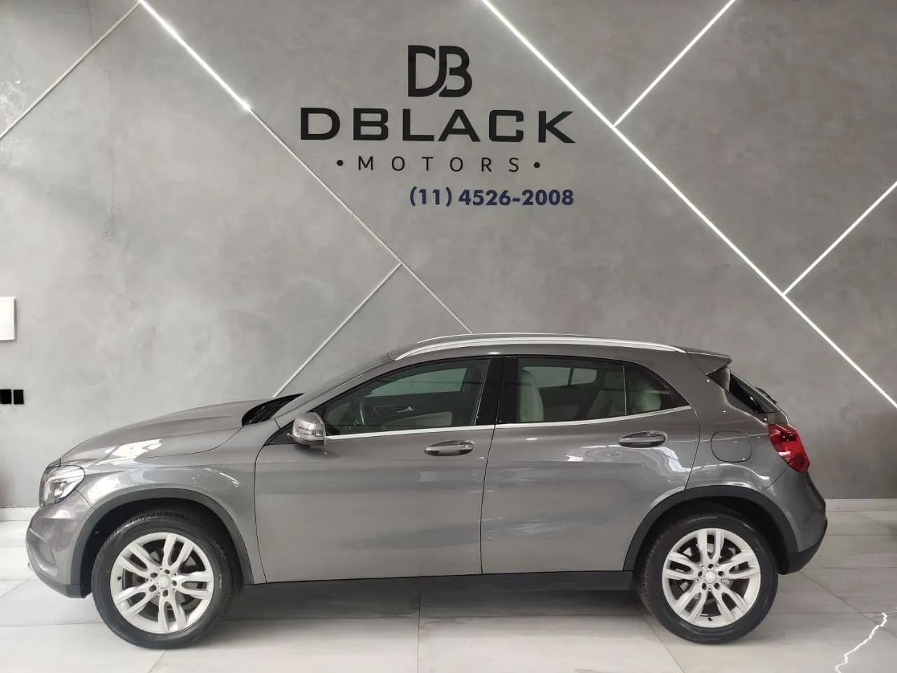 Mercedes-Benz GLA 200 Adv. 1.6/1.6 TB 16V Flex Aut. 2016