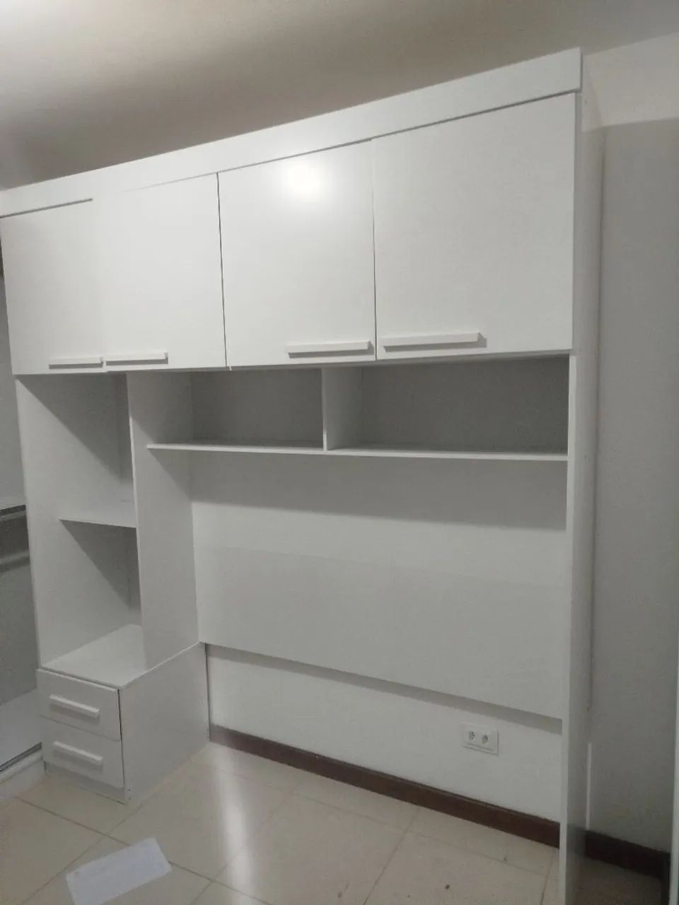 Guarda-roupas com maleiro  - Foto 2