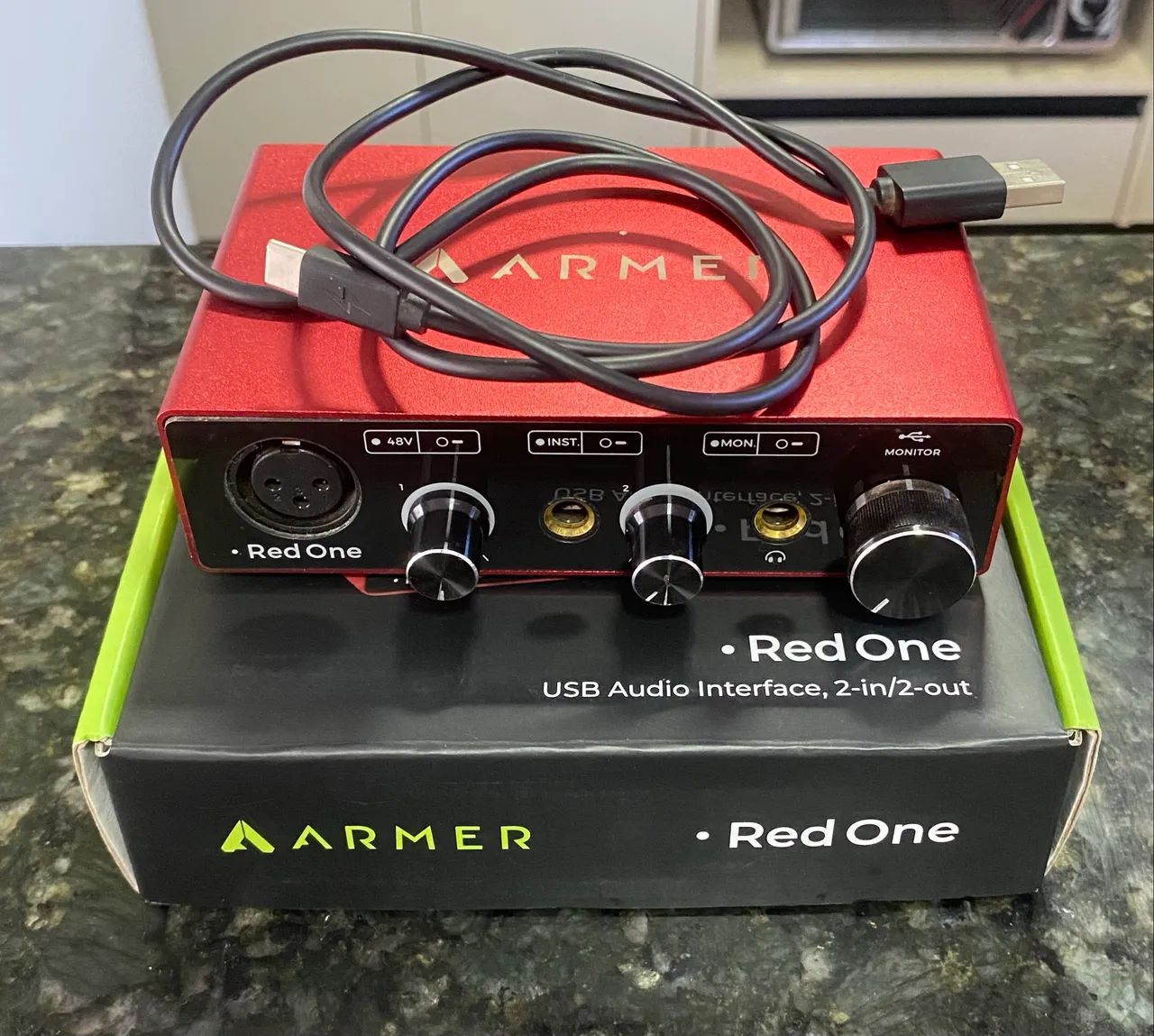 Interface de Áudio Armer Red One