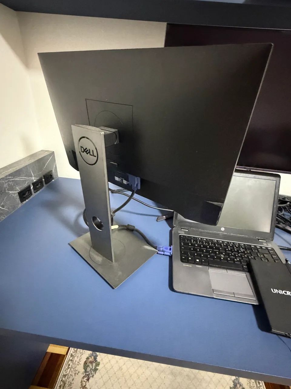 Monitor Dell profissional 