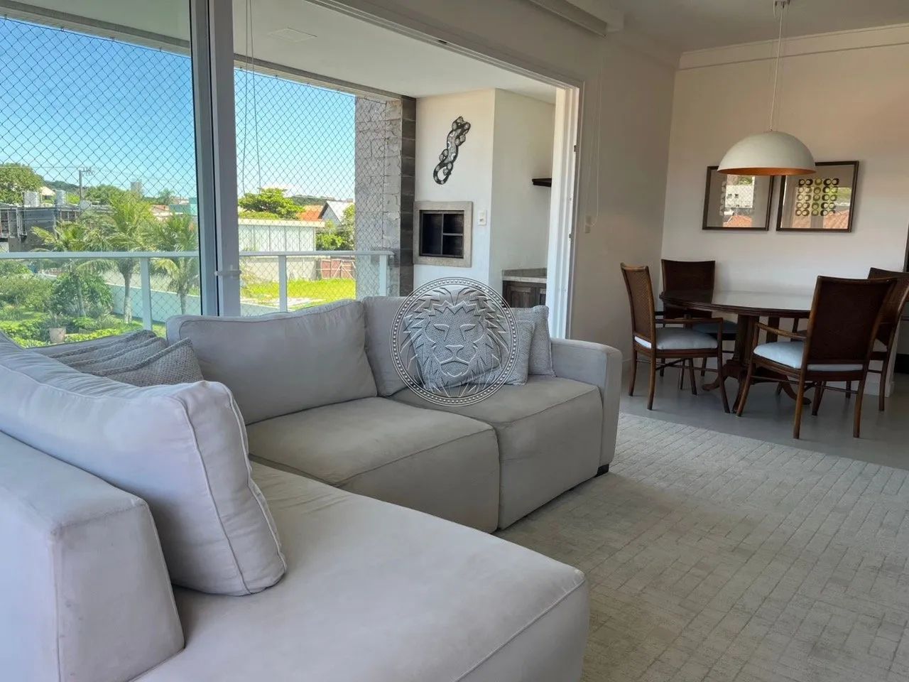Apartamento de 3 Dormitórios Frente Mar no Morro das Pedras - Foto 2