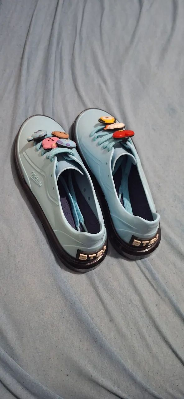Tênis melissa coleção bt21 - Foto 3