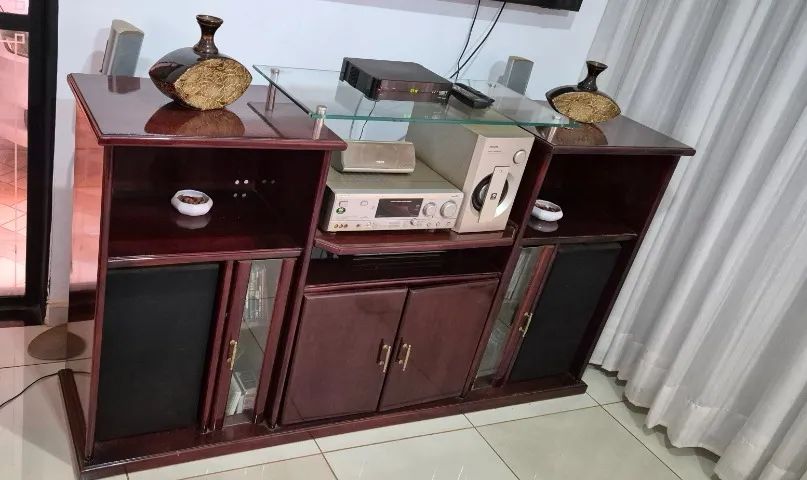 Rack de sala e madeira boa - Foto 4