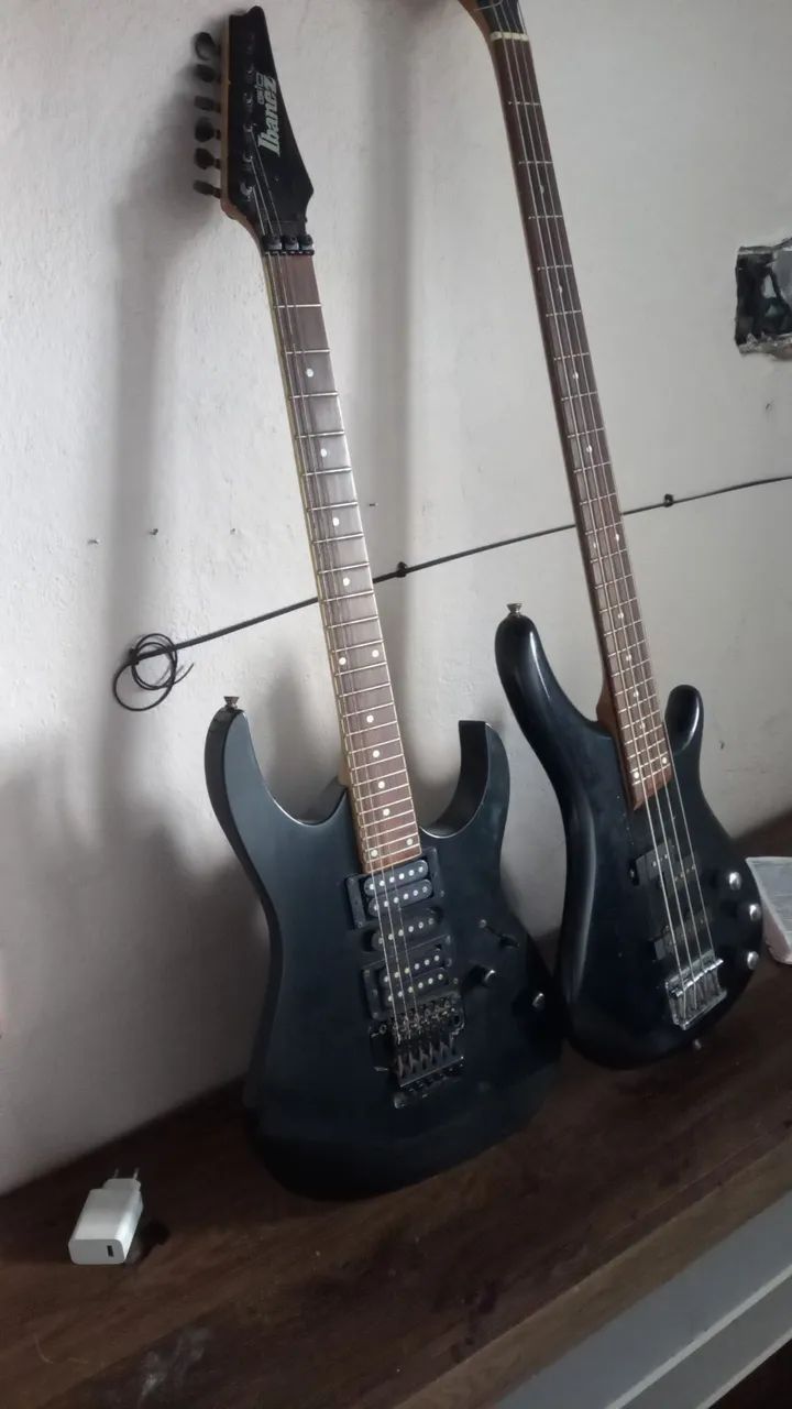 Guitarra e Baixo 