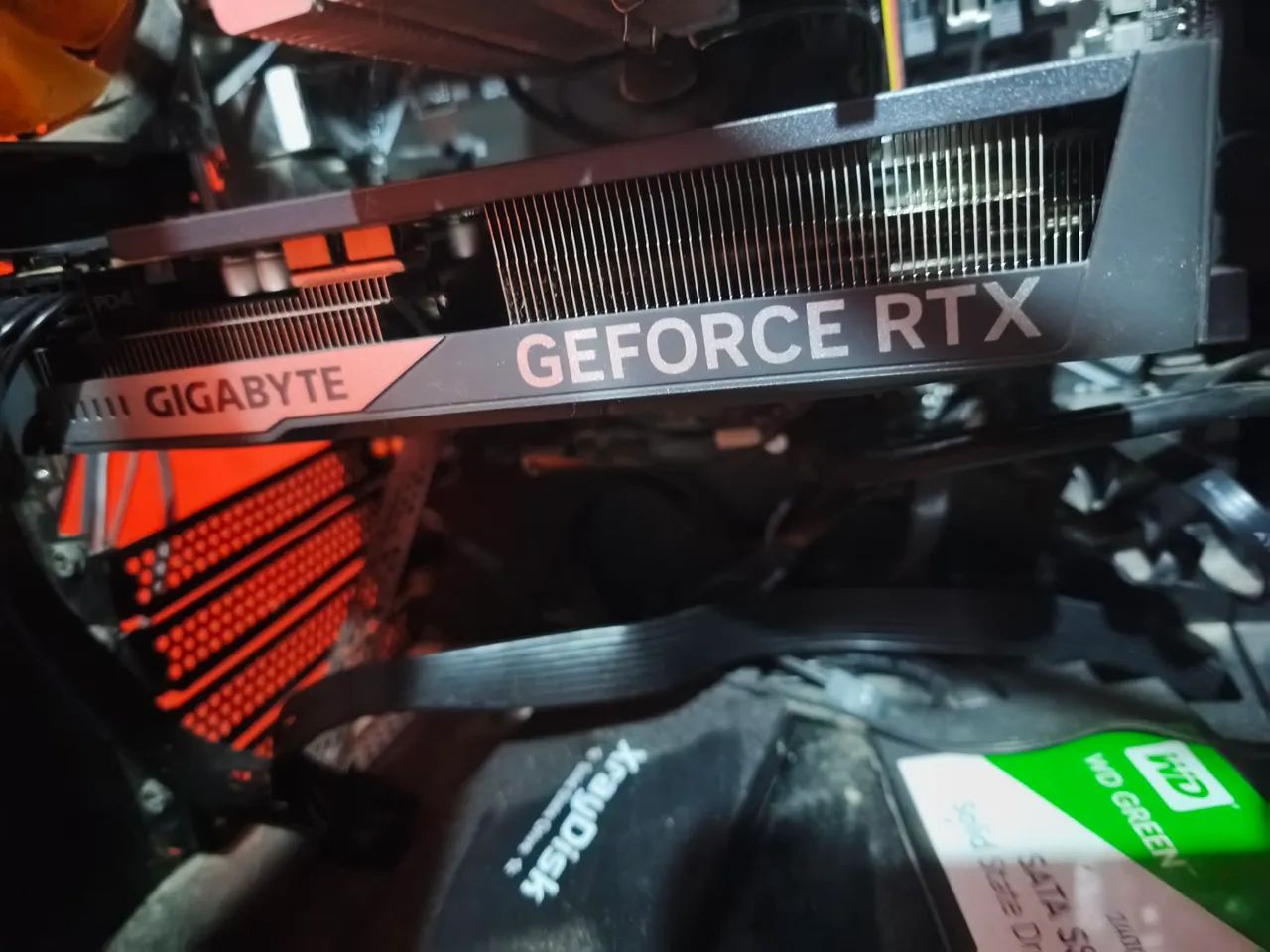 PLACA DE VIDEO RTX 5060 GIGABYTE EAGLE - Foto 2