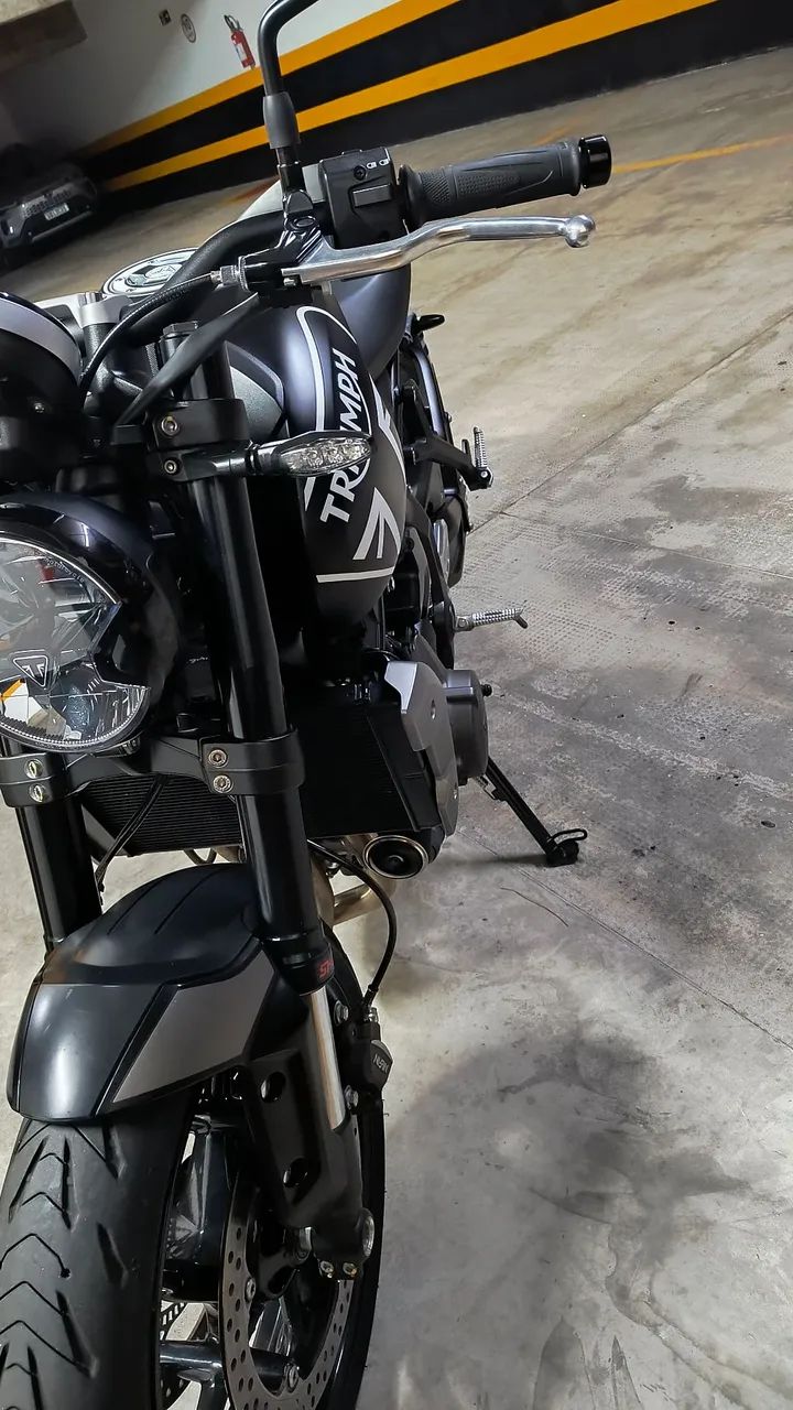 Triumph Trident 660 cc  - Foto 5