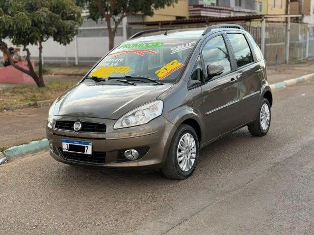 Fiat Idea Attractive 1.4 Fire Flex 8V 5P 2012