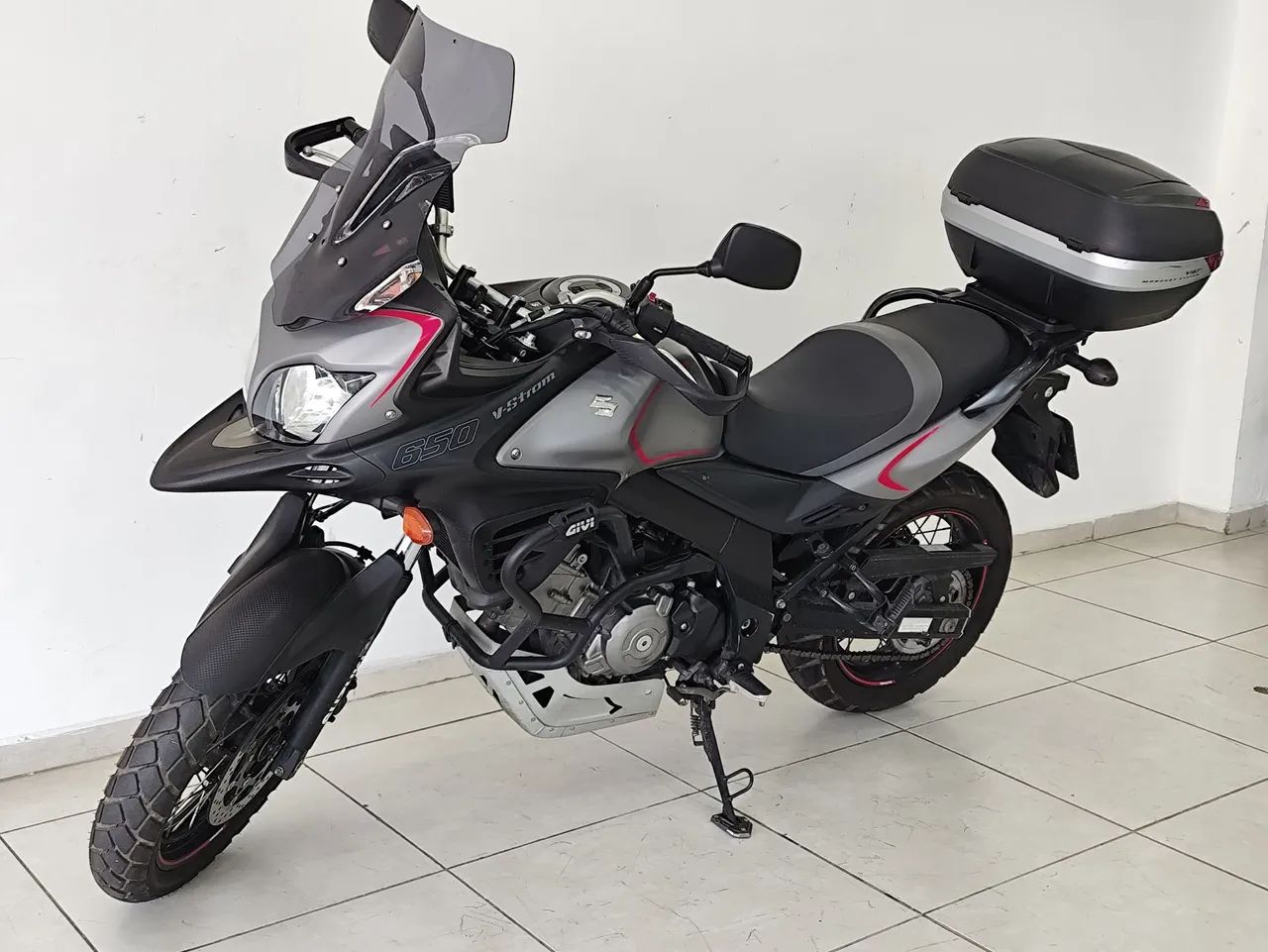 Dl 650 XT  V Strom 2018  - Foto 3