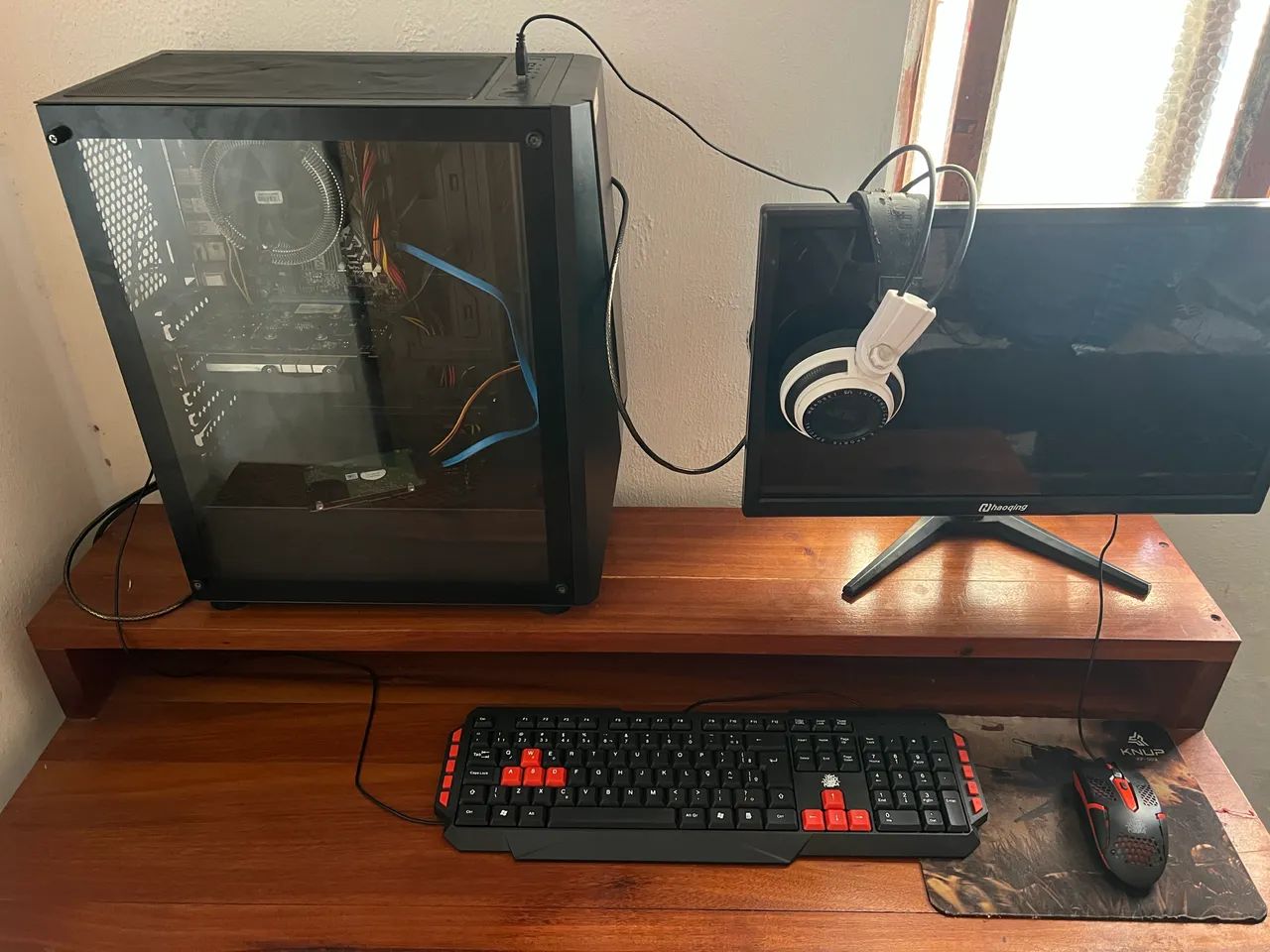 Vendo pc gamer  completo com a mesa incluso aceito propostas  - Foto 2