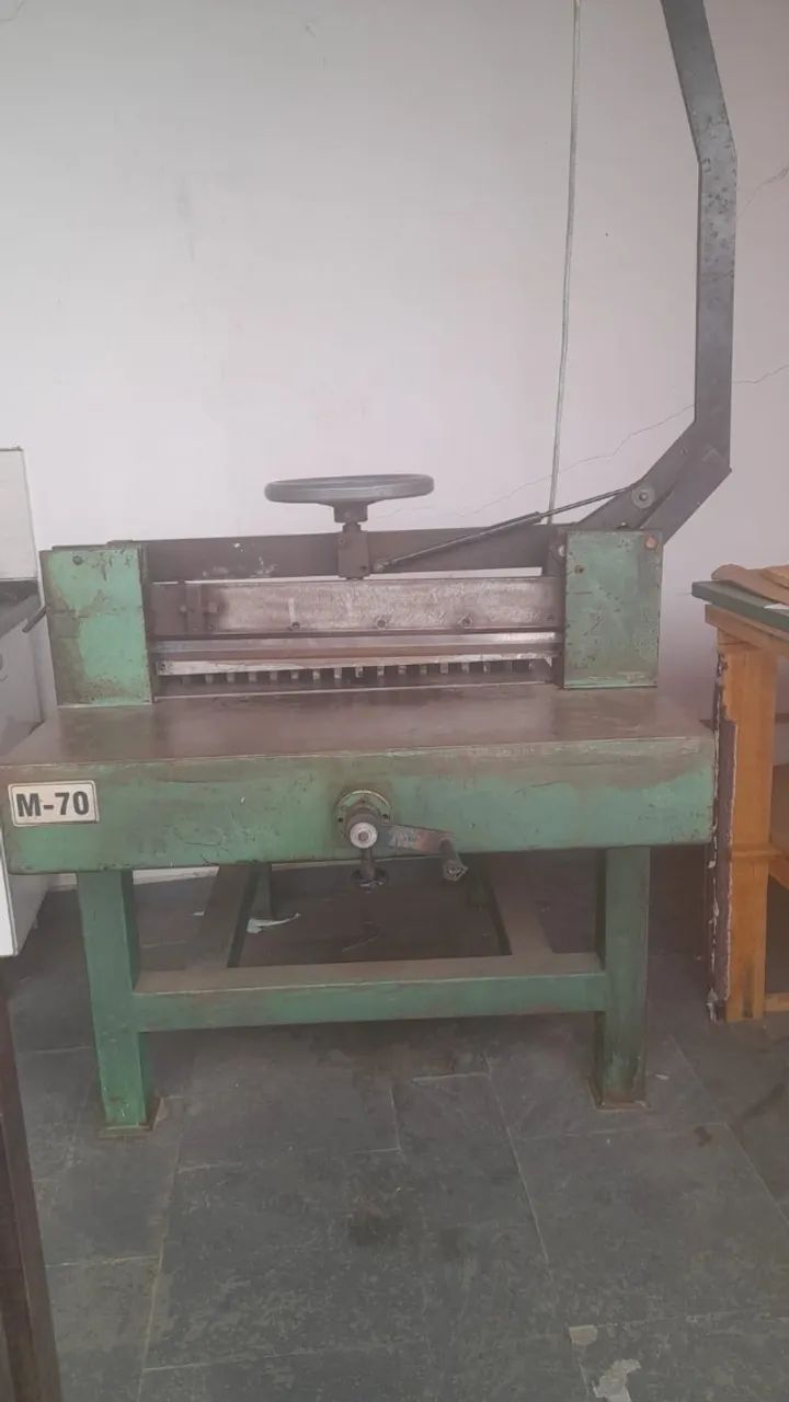 GUILHOTINA GRAFICA M-70 MANUAL - Foto 2