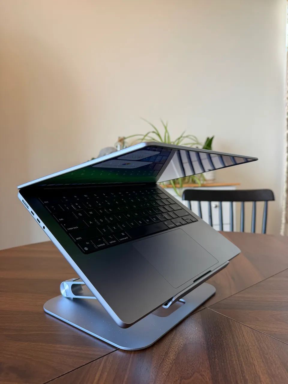 MacBook Pro 14 M1 Pro 16GB 512GB 81 ciclos  - Foto 3