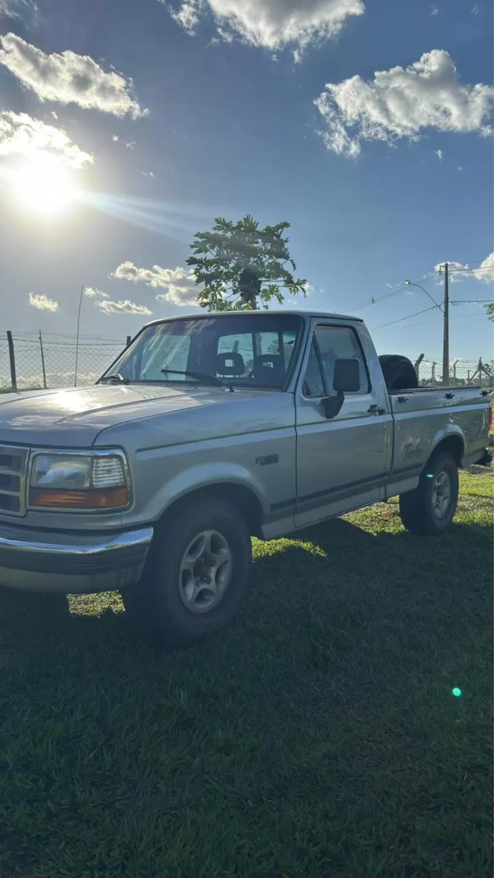 Ford F-1000 F-1000 XLT Diesel Turbo 1998