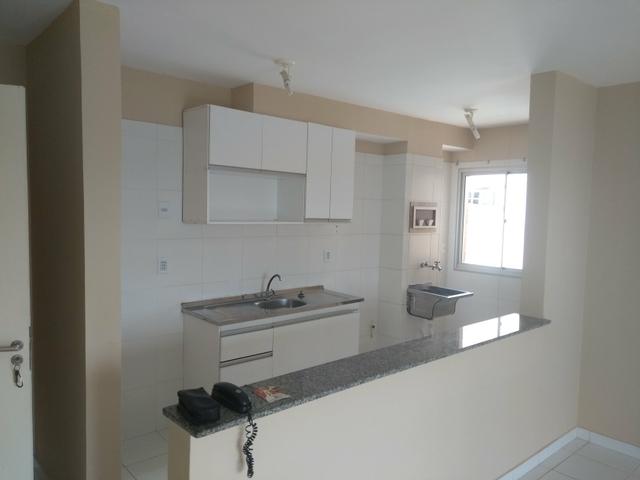 RSB IMÓVEIS vende no Ecoparque excelente apartamento de 3/4