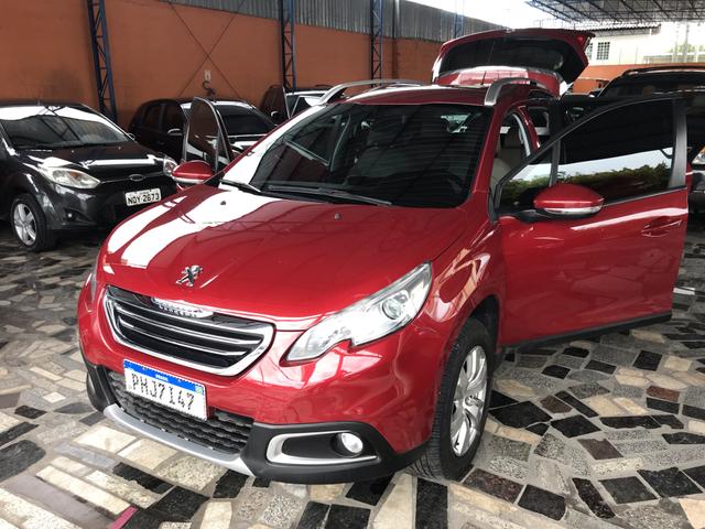 C/ Apenas 3 mil de entrada Peugeot 2008