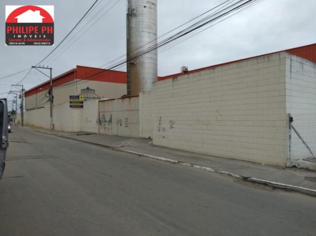 Garagem para locação com toda a estrutura montada. - Foto 4
