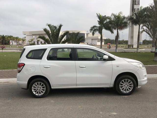Gm - Chevrolet Spin 2013 LT 1.8 Automática Flex/GNV Completa - Foto 4