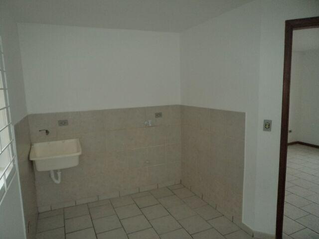 Apartamento terreo contendo 02 dormitórios, São Gabriel - Foto 4