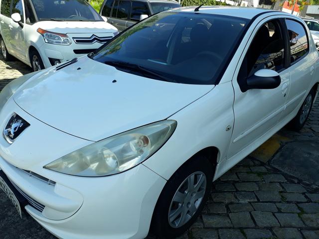 Peugeot 207 2012 / 2012 xr 1.4 completo. aceito carta. financio ate 48 x - Foto 3