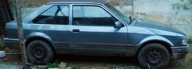 Vendo ou troco carro escort 1.700 em dinheiro.trocas - Foto 2