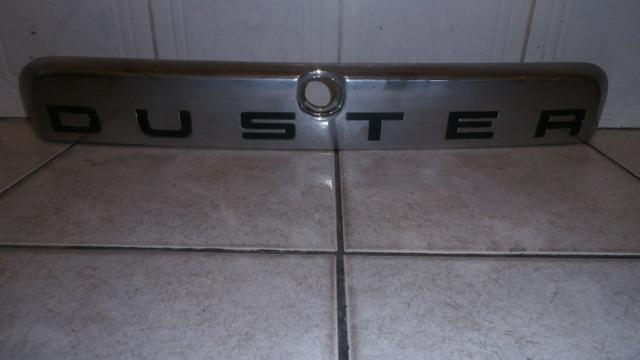 Moldura da tampa traseira renault duster