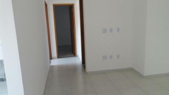 Apartamento no Pereque-açu, 2 dorm sendo 1 suite, segundo andar, piscina, elevador 015 - Foto 4