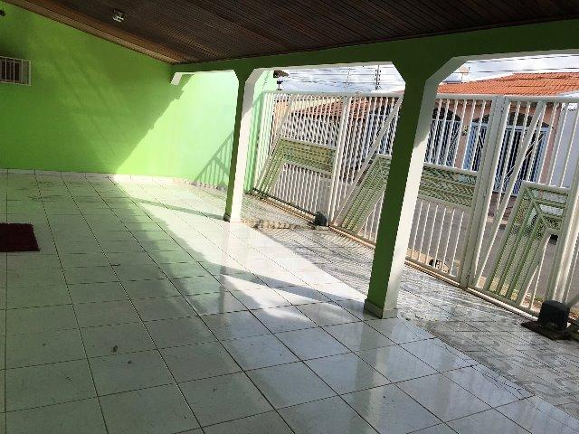 Casa CPA 4 com piscina, excelente estado de conservação - Foto 5