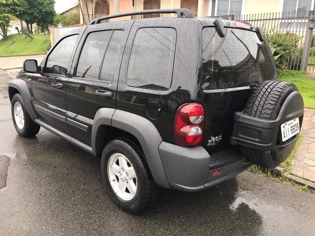 Jeep Cherokee sport v6 2007 - Foto 4