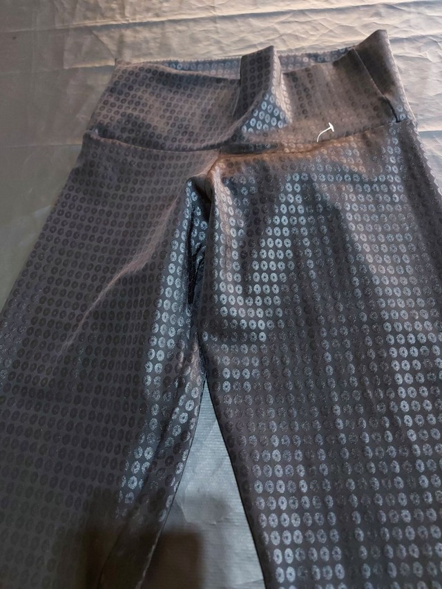 Calça de ginástica pp nova - Foto 2