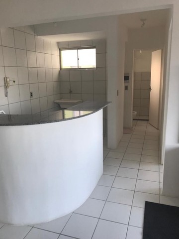 Apto 2qtos, 144mil, andar alto, armarios, frente nascente vista mar de piedade - Foto 4