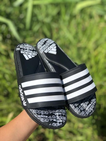 chinelo novo da adidas