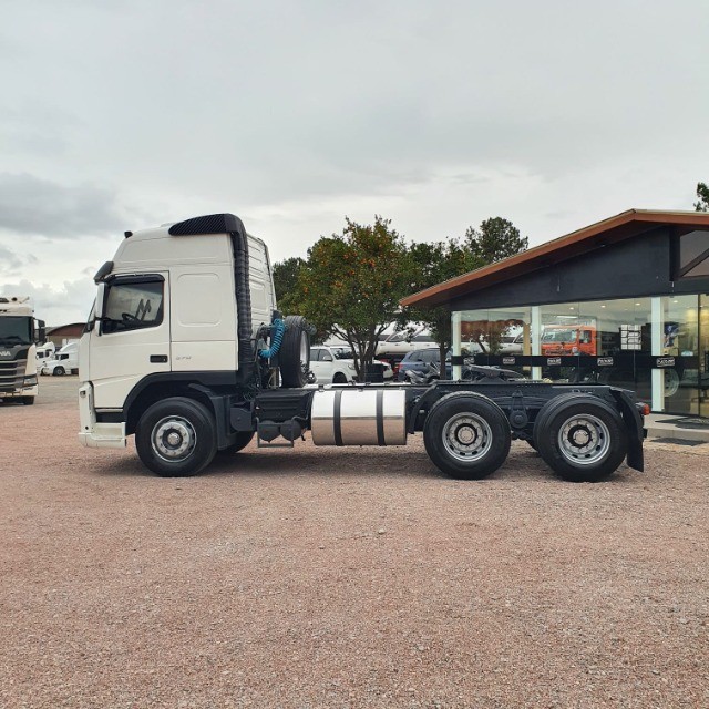 Caminhão Volvo FM370 Cavalo 6x2 Trucado 2011 Fm 370 - Caminhões