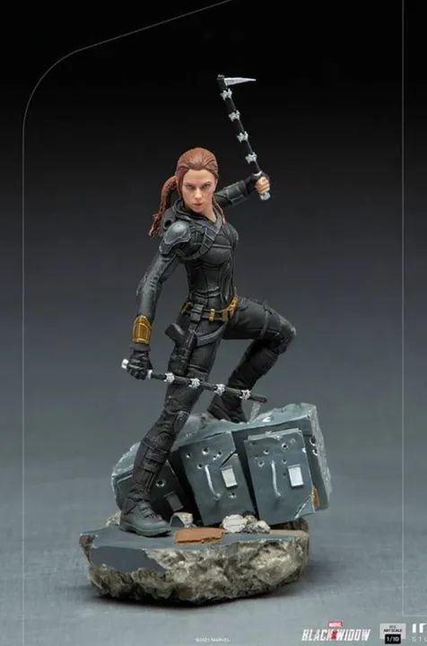 4 peças - Set Viúva Negra Iron Studios 