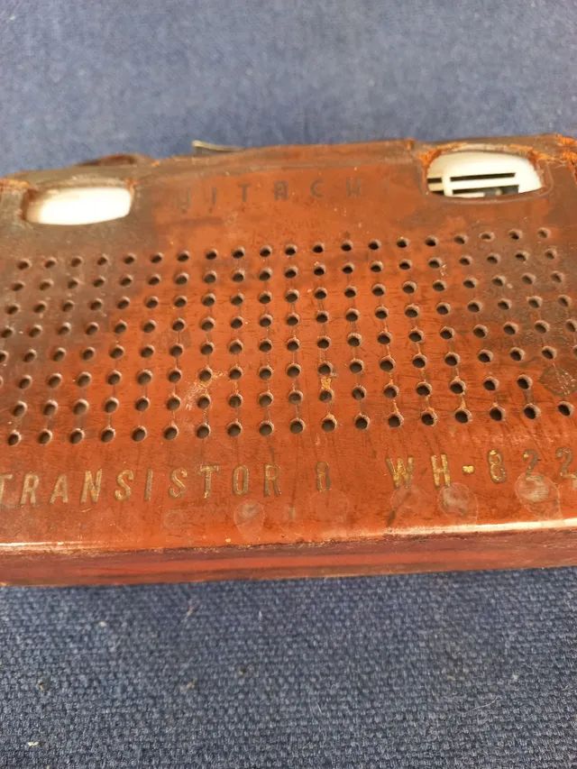 Radio antigo Hitachi transistor  - Foto 3