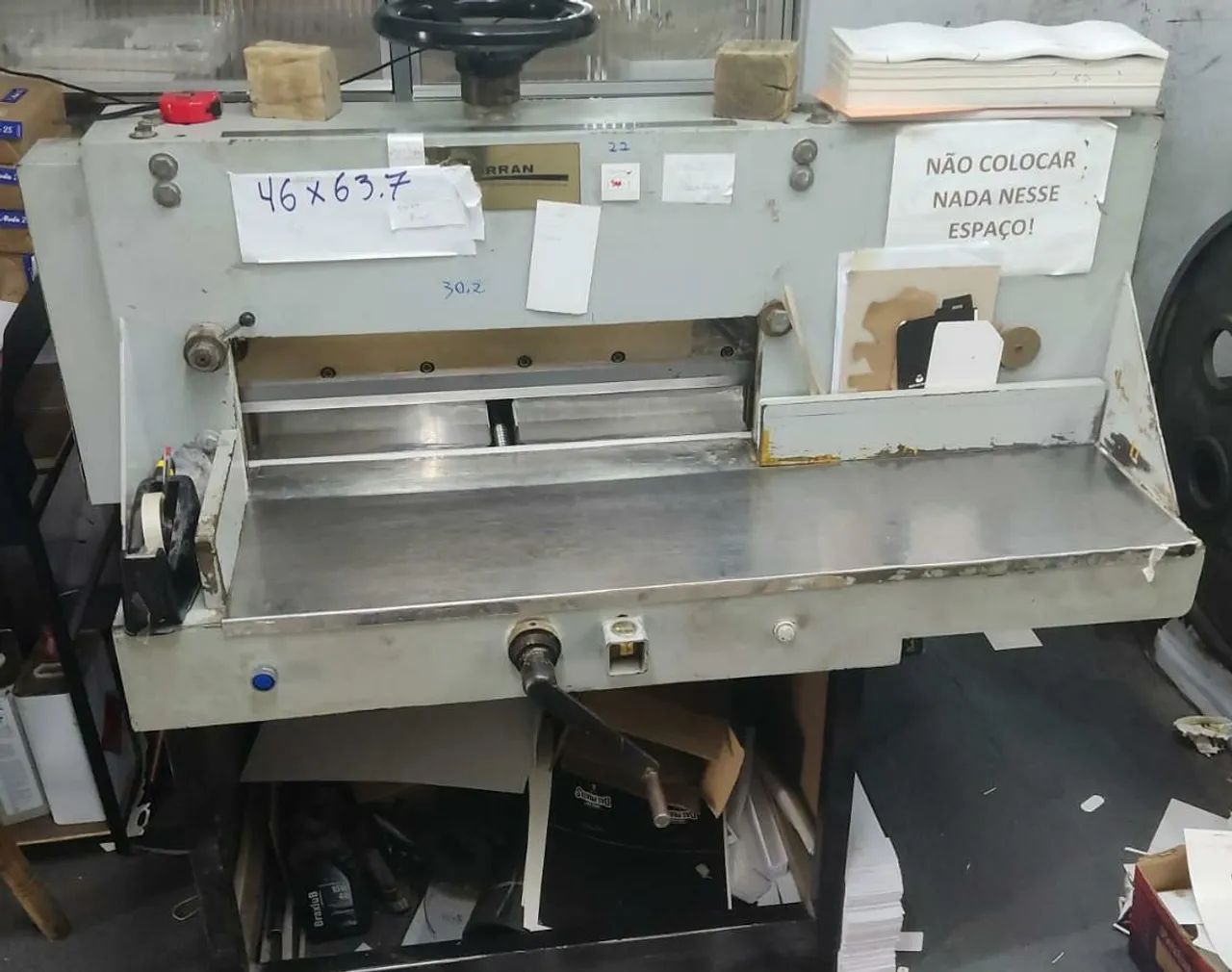 Guilhotina semi automática 70cm de boca 